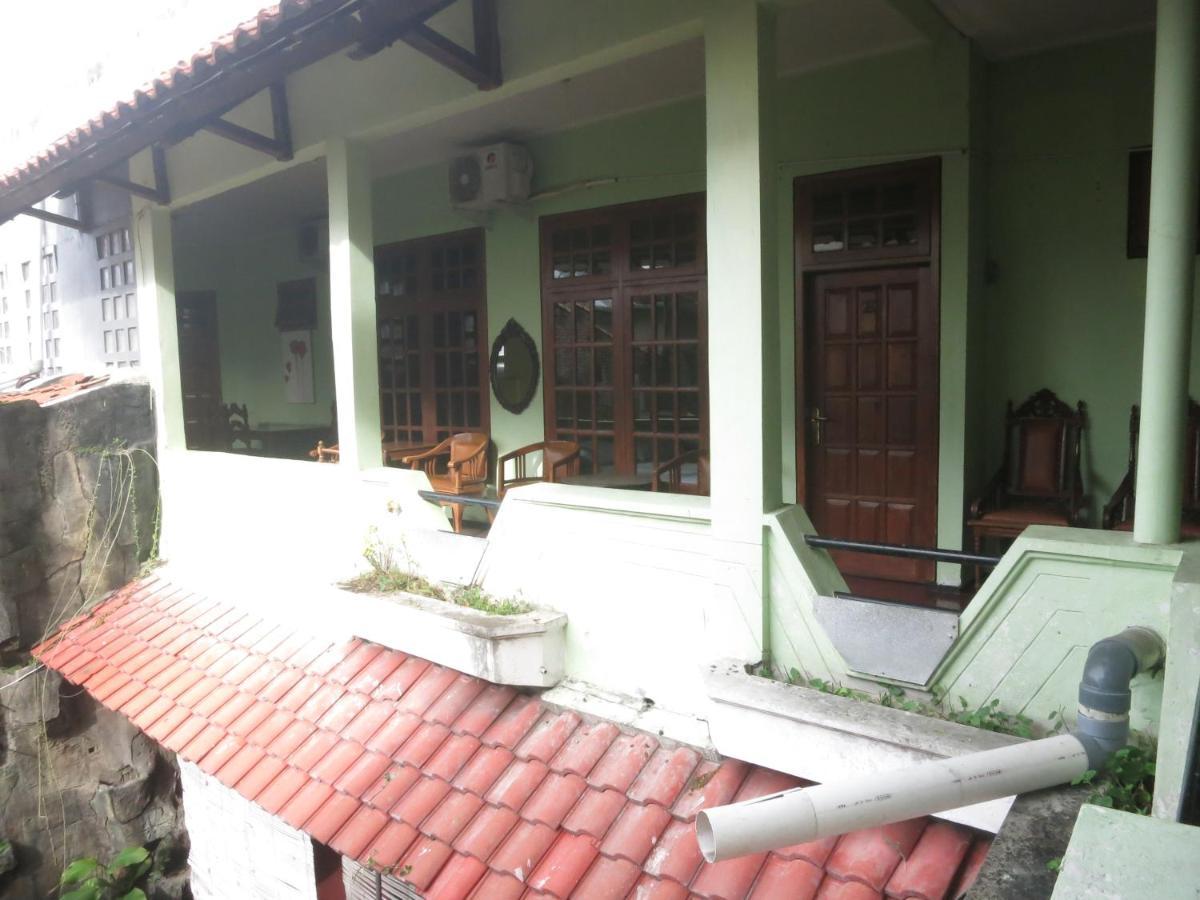 Sartika Hotel Prawirotaman Yogyakarta Exterior foto